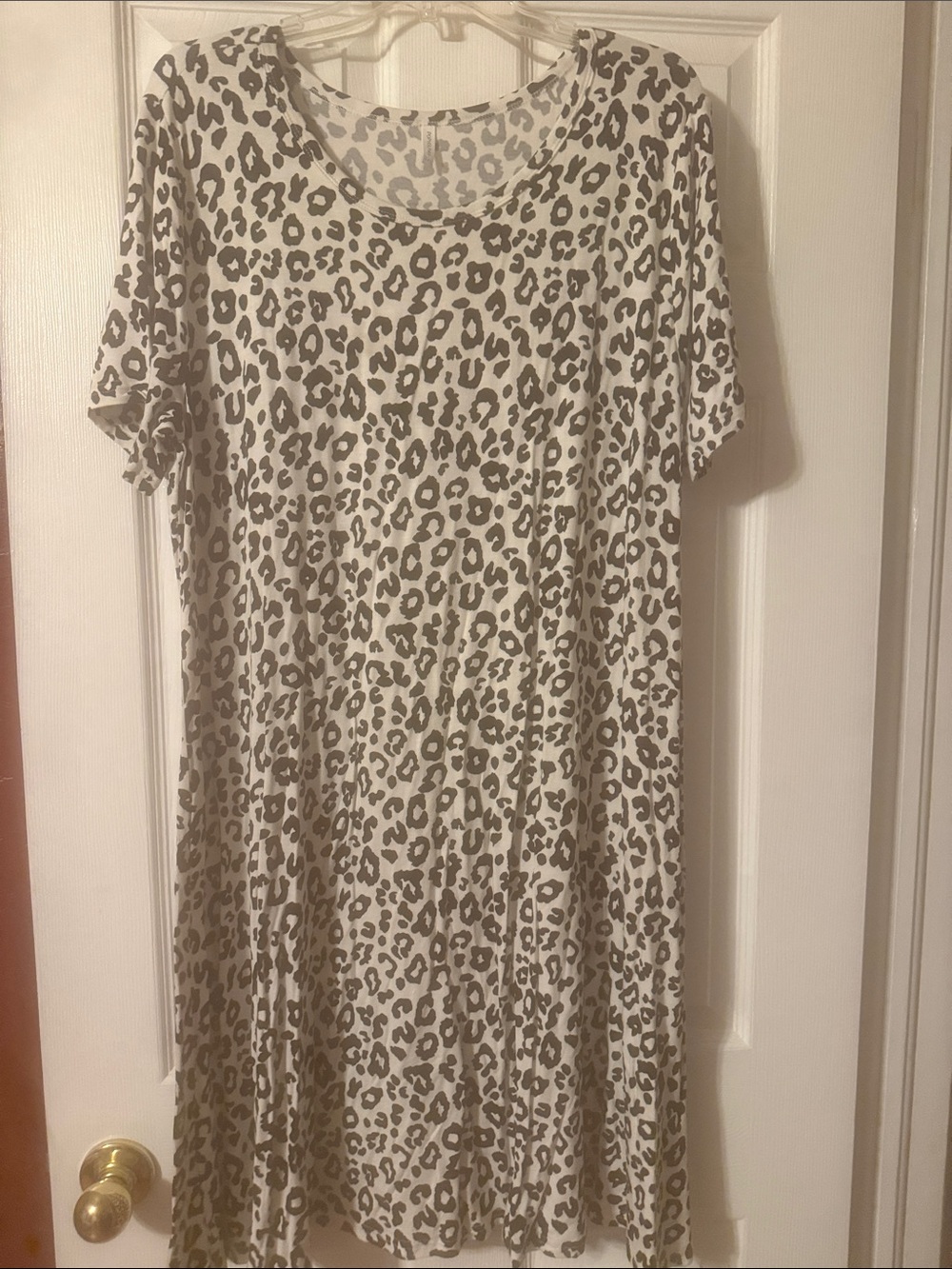 Leopard Print Short Sleeve Swing Dress - Taupe/White